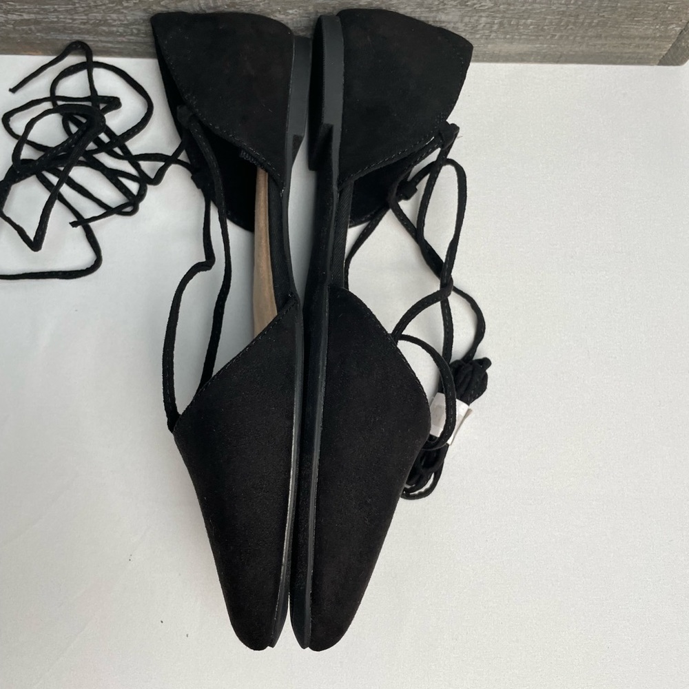 3/$25💥 NEW Old Navy Pointed Toe Ankle Wrap Flats Sz 6 M4 - Picture 3 of 8